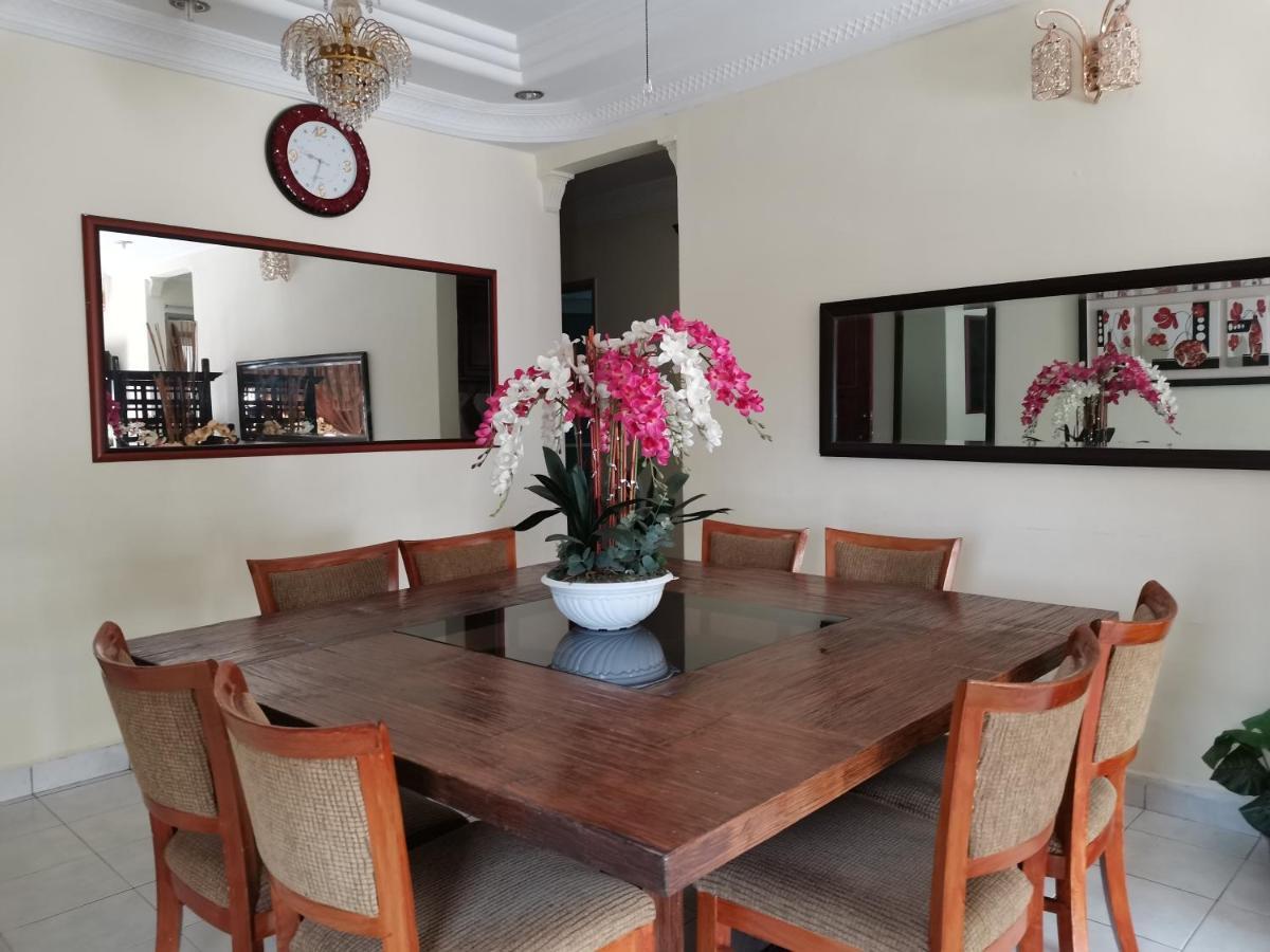 Ainis Guest House In Vista Amani Condominium Kuala Lumpur Exterior photo
